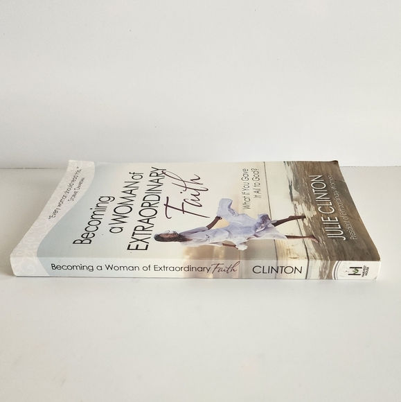 Becoming a Woman of Extraordinary Faith Paperback Book - Picture 6 of 7